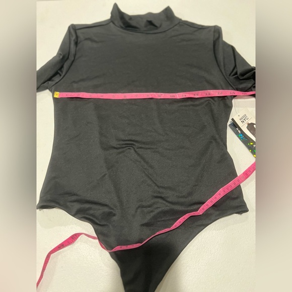Madden NYC Black long-sleeved high-neck bodysuit with snaps Sz M - Picture 6 of 7